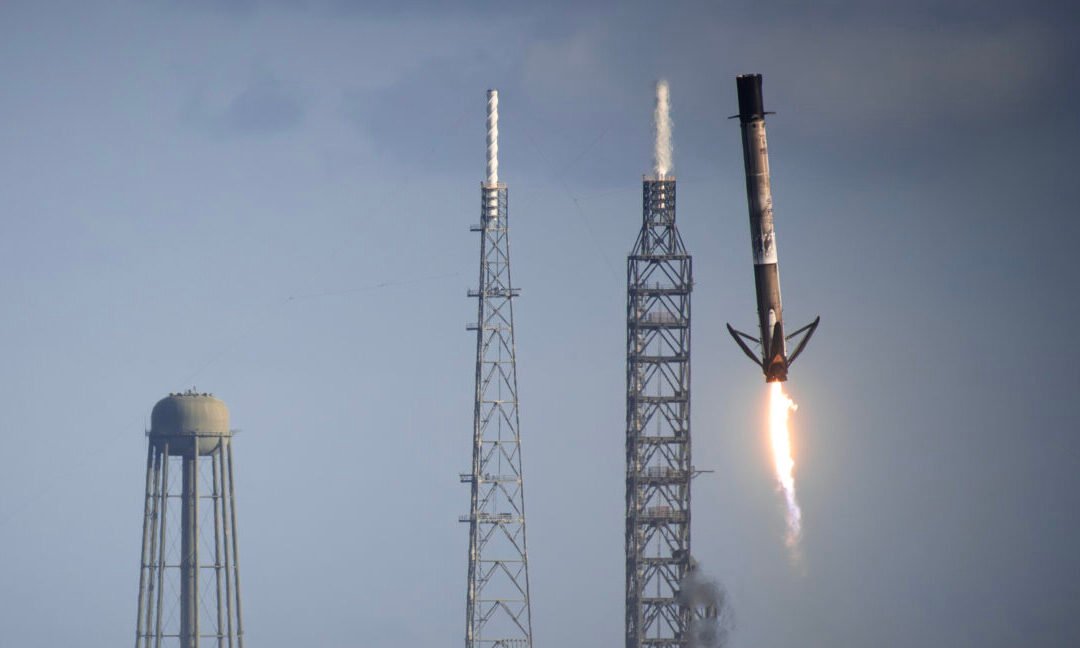 Trump’s space transportation policy calls for new spaceport on federal land